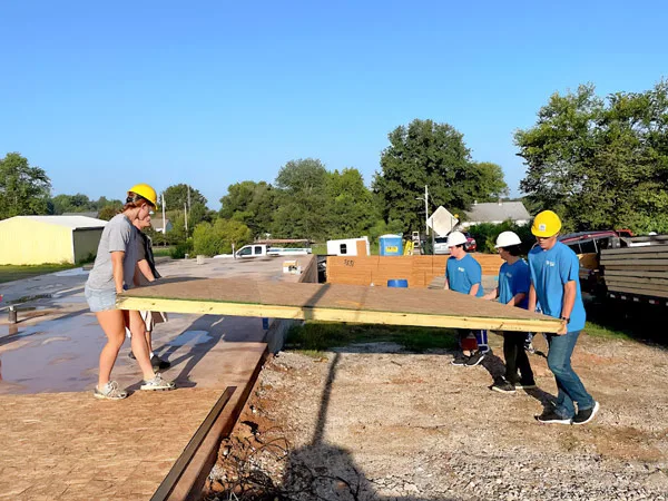 Spencer County Habitat for Humanity Volunteers
